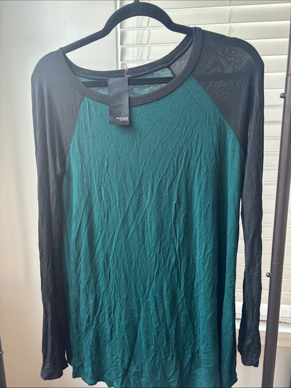 Heather Raglan Long Sleeve Tee in Teal and Black